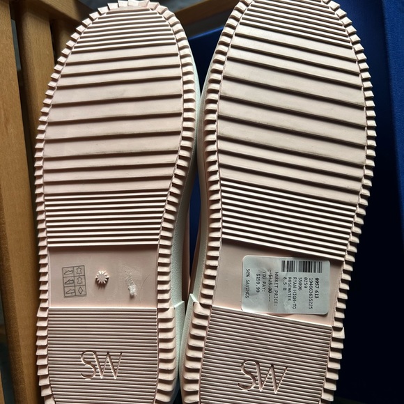 Stuart Weitzman Leather sneaker Ryan High to rosewater US. 8.5 $325 - Picture 7 of 7